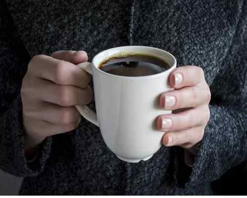تأثیر کافئین قهوه بر نتایج آزمایش ها